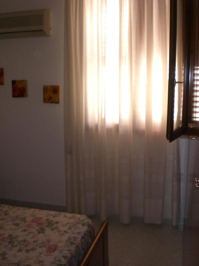Casa Vacanza Spiaggia Praia Favignana Exterior photo